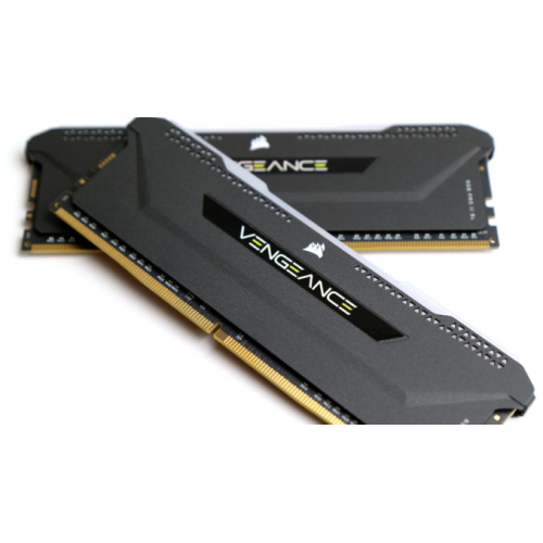 AMD Ryzen 7 5800X3D, RX 6800 16GB